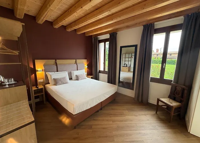 Hotel Venice Resort Airport Tessera